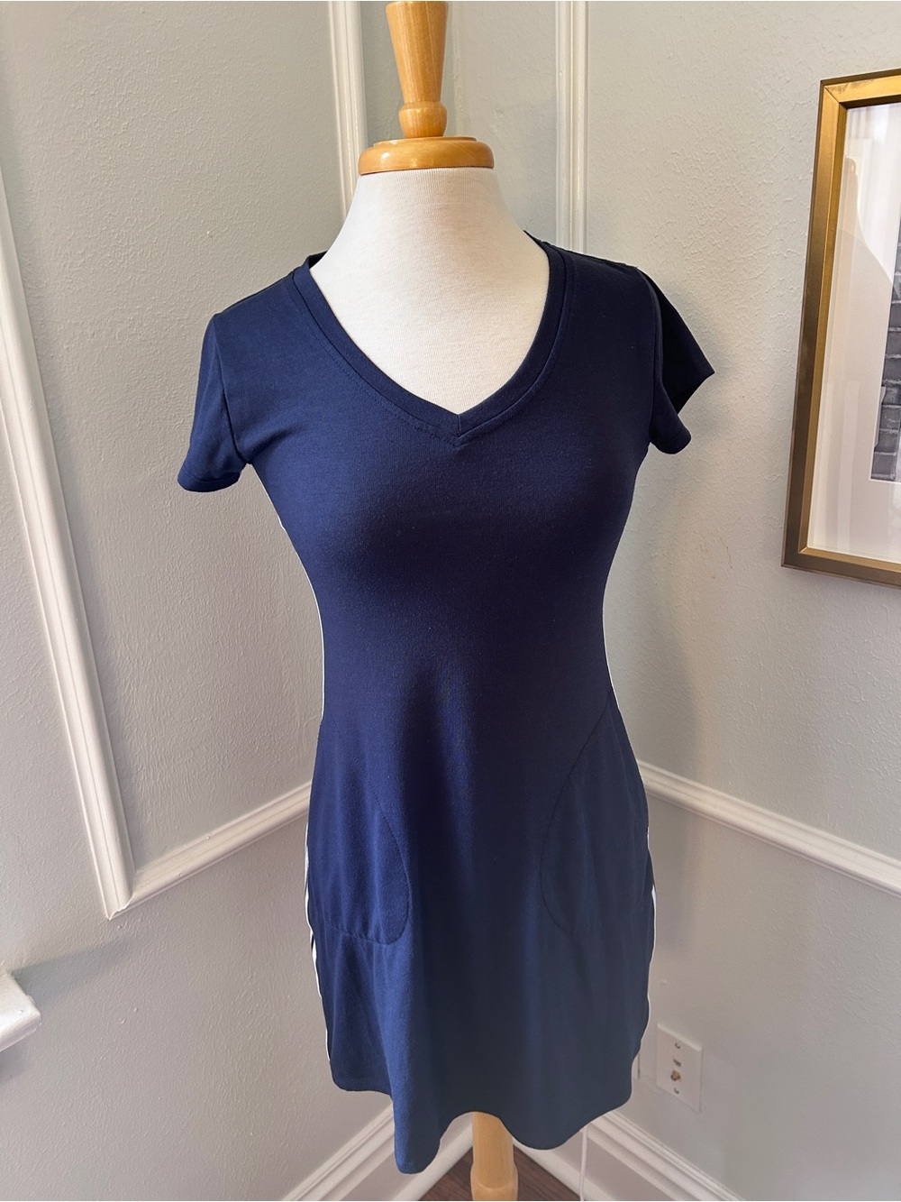 Women's Navy V-Neck Knit Dress with Pockets